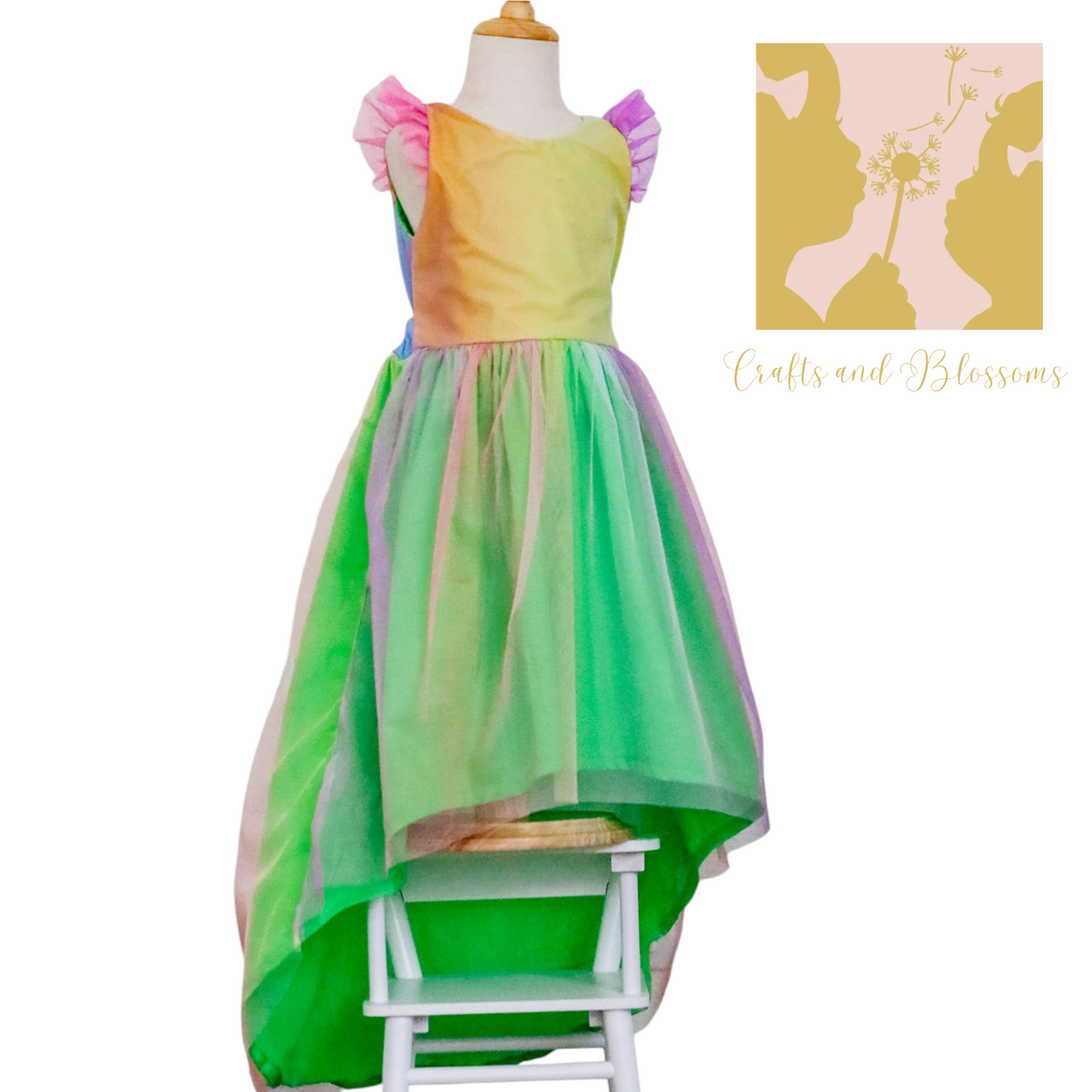 Neon Dreamscape size 6 (RTS)
