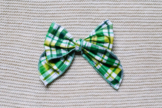 Green Plaid Fable Bow